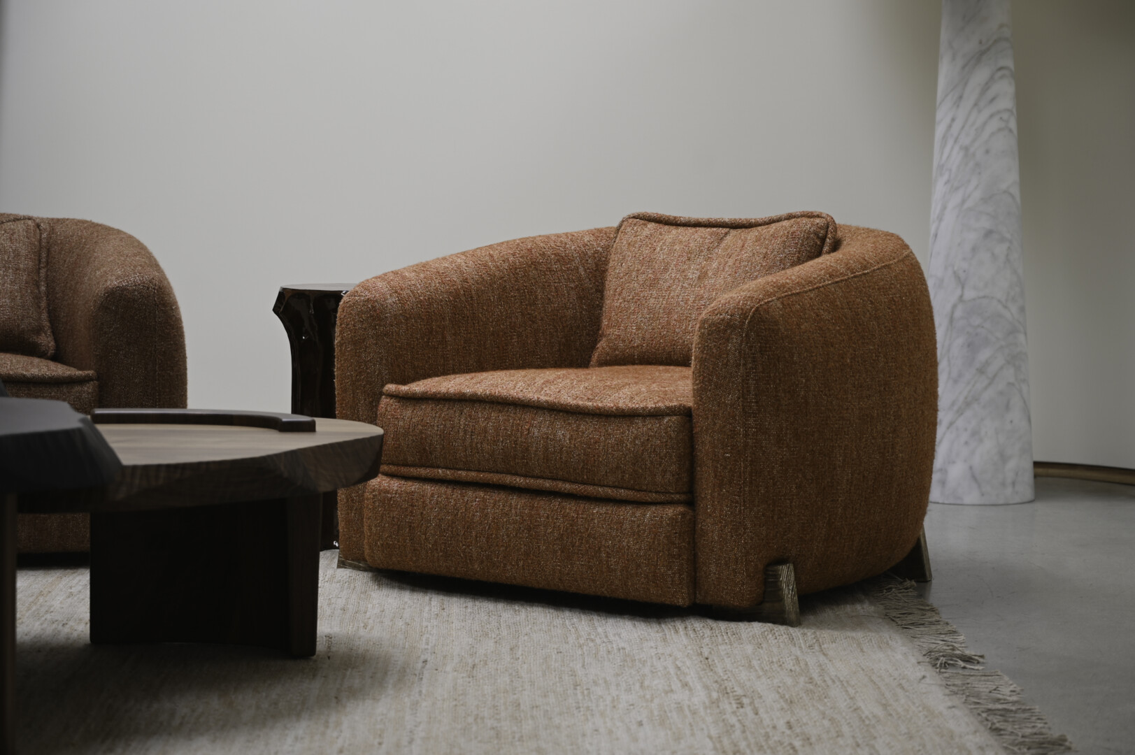 FAAS LOUNGE CHAIR
