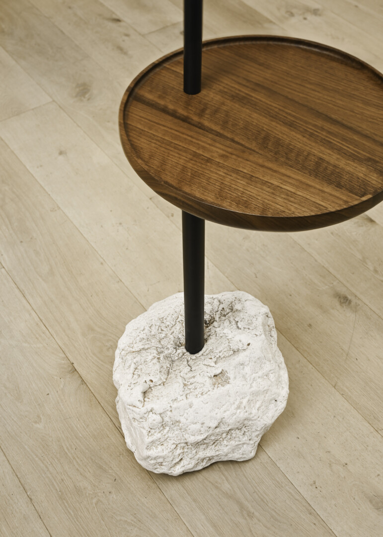 BOULDER FLOOR LAMP