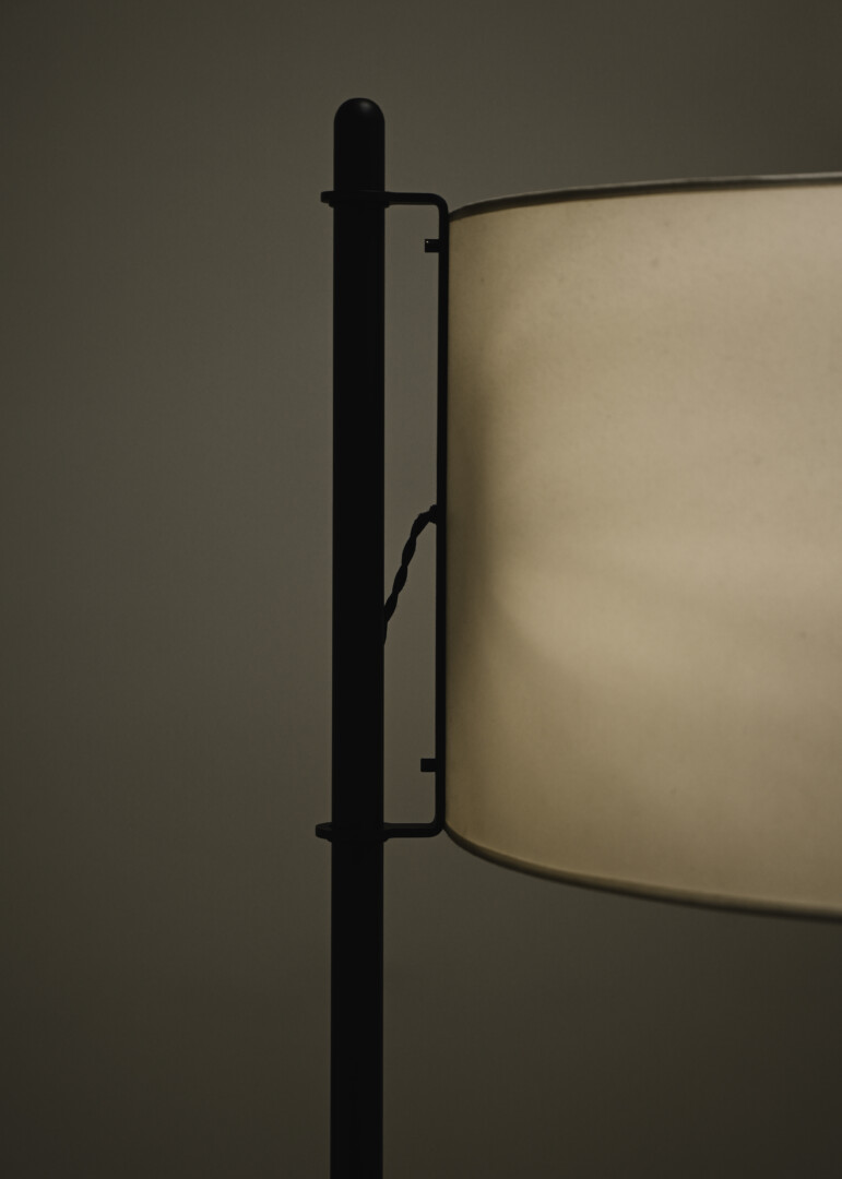 BOULDER FLOOR LAMP
