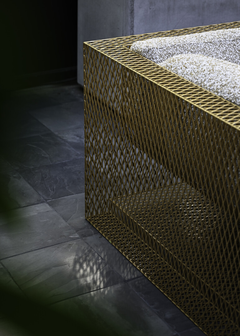 EXPANDED STEEL FRANCK CHAISE