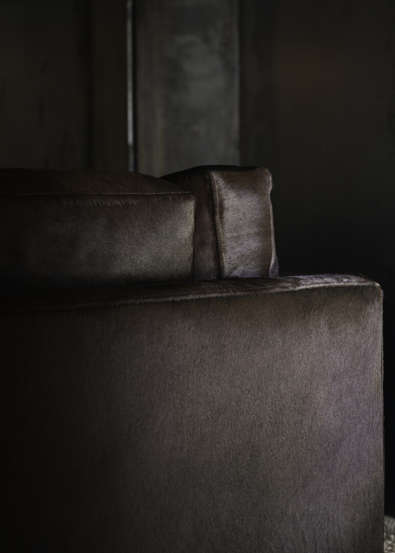 FULLY UPHOLSTERED FRANCK SOFA