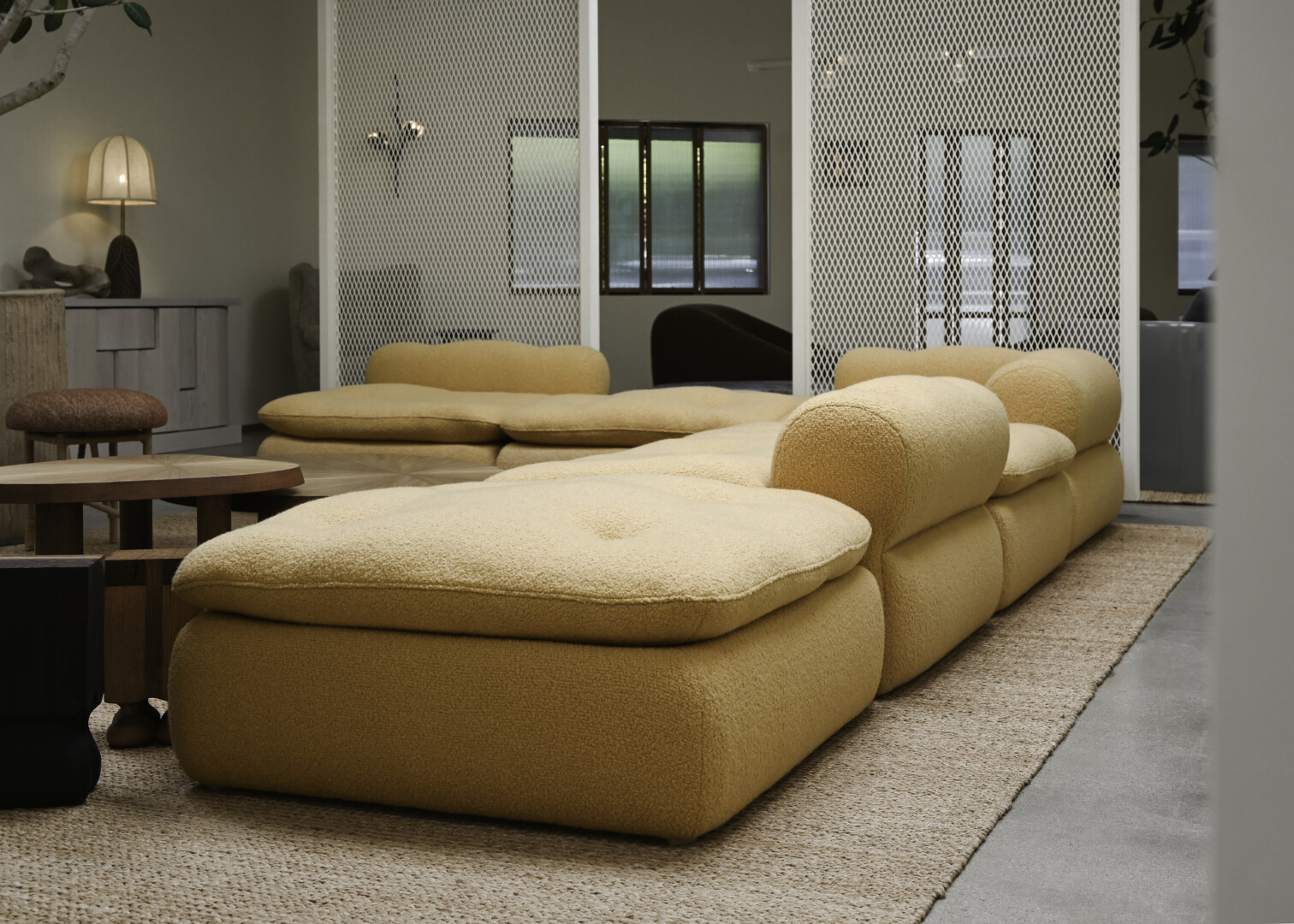 ROLLEN SECTIONAL