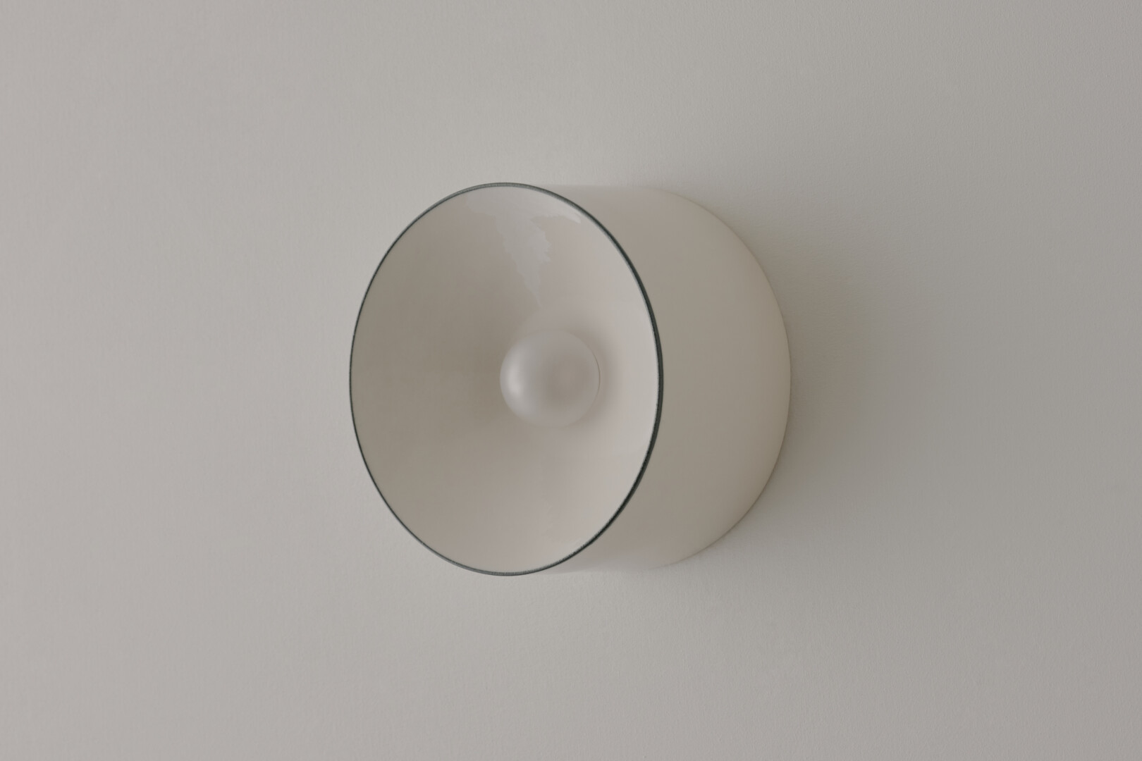 ANTON CERAMIC PINSTRIPE
