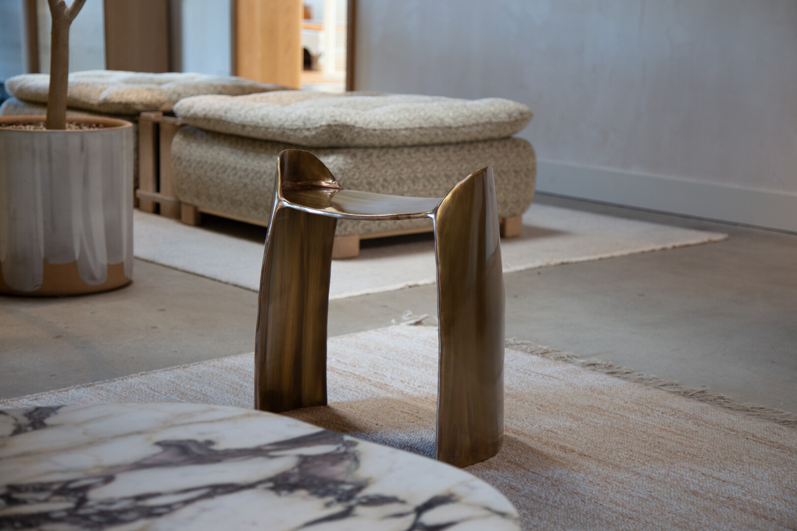 CALLE STOOL