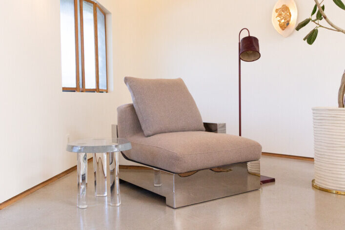 FRANCK 1 ARM LOUNGE CHAIR