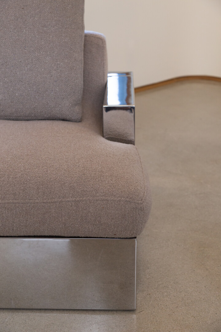 FRANCK 1 ARM LOUNGE CHAIR