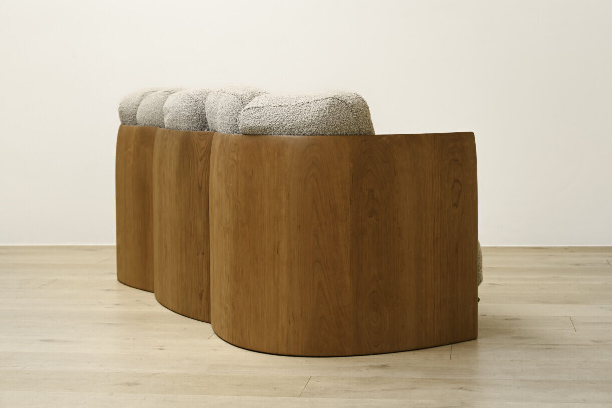 PANEEL SOFA