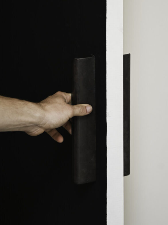 COVE HANDLE