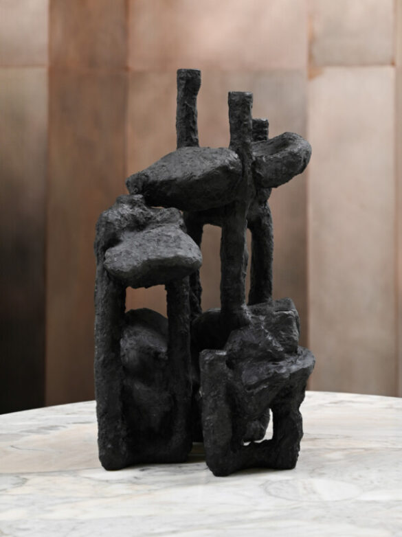 BRUTALIST CANDLESTICK – BLACK