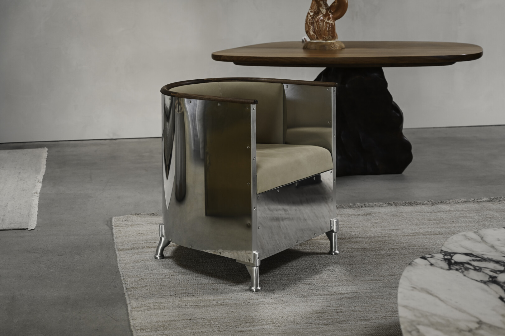 THE ALUMINIUM CHAIR