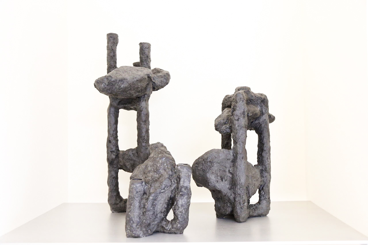 BRUTALIST CANDLESTICK – BLACK