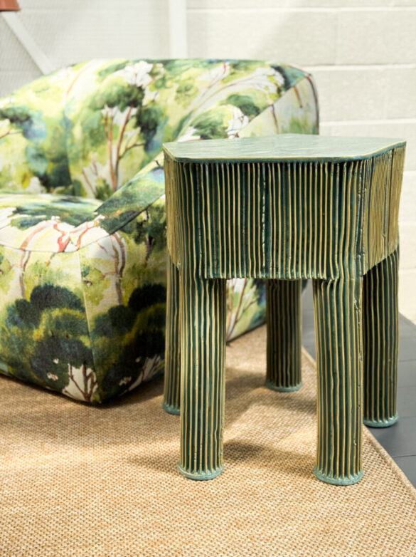 ADAGIO TABLE