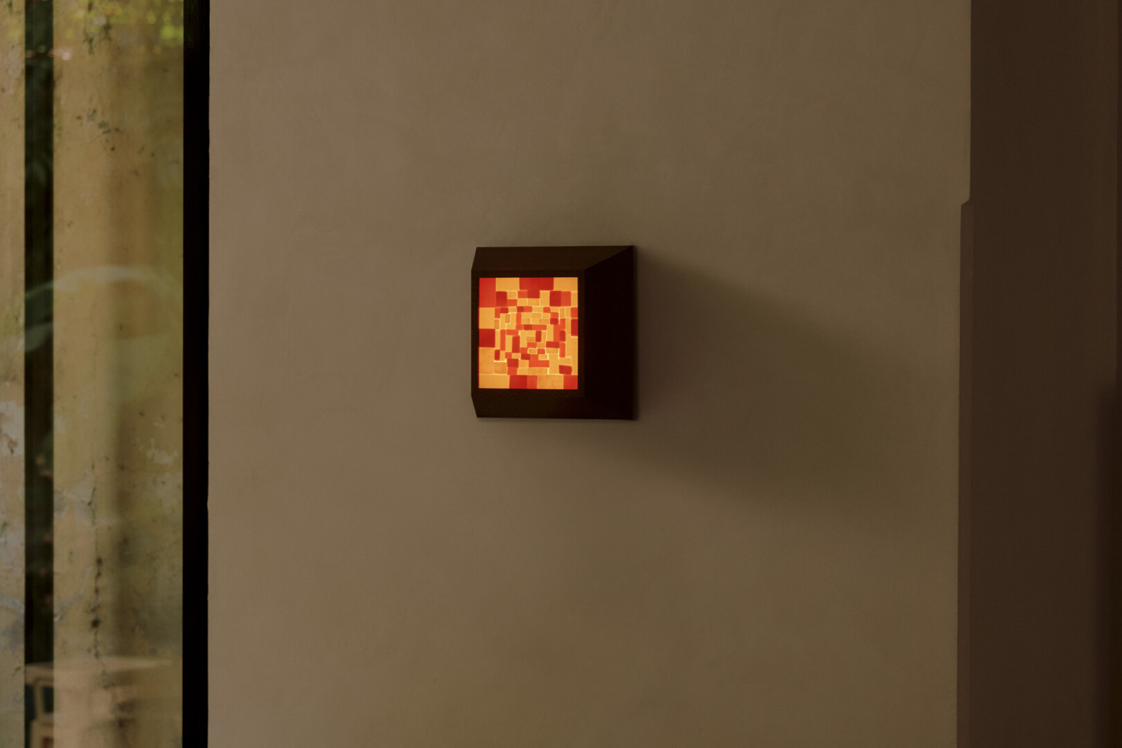 MIRA SURFACE MOUNT – MEDIUM