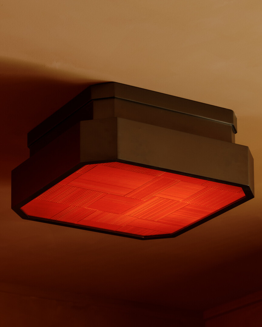 STRATA SURFACE MOUNT, LARGE