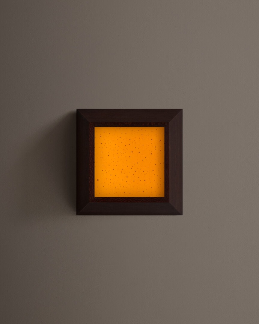 MIRA SURFACE MOUNT – MEDIUM