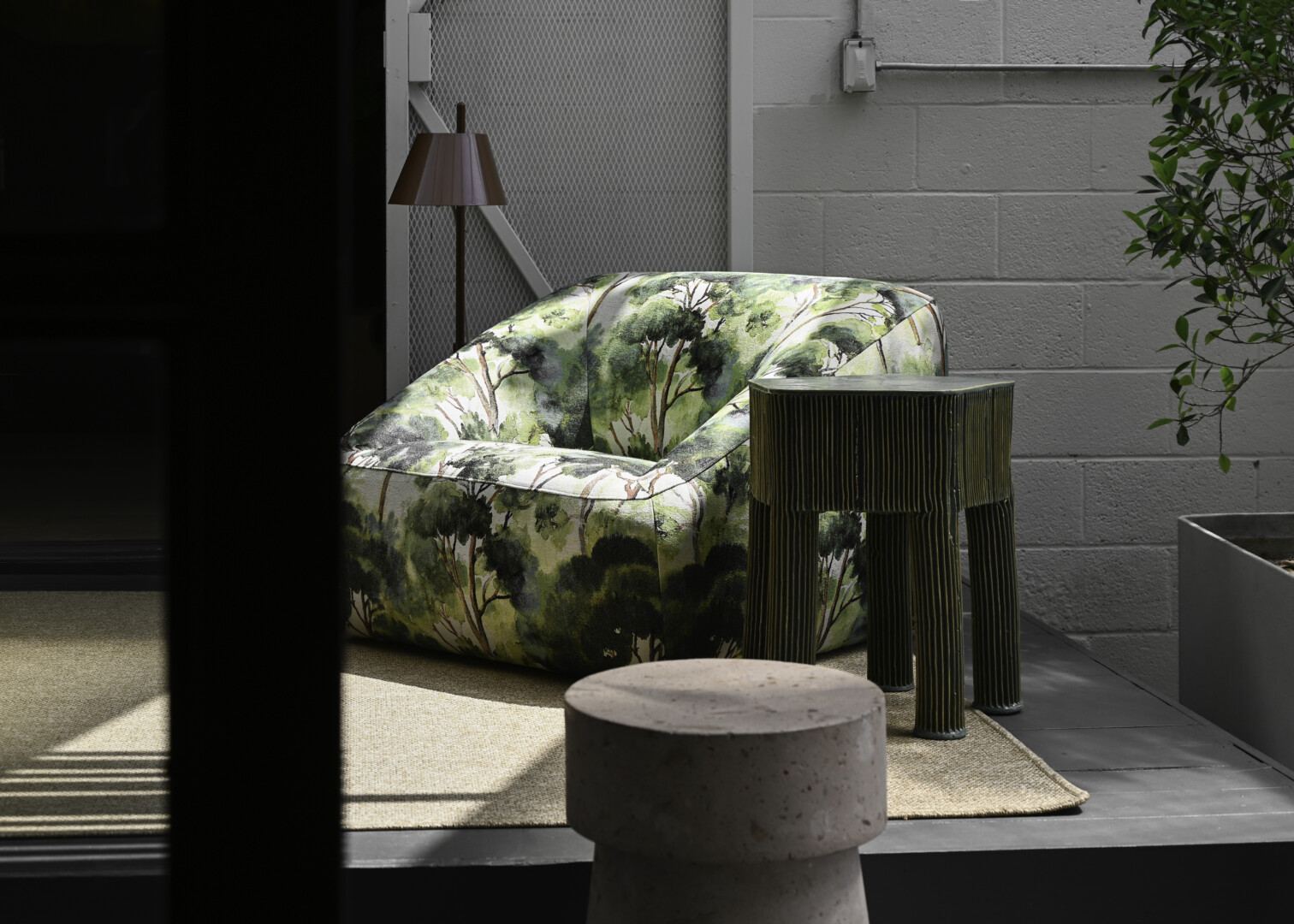 POUF LOUNGE CHAIR OUTDOORS