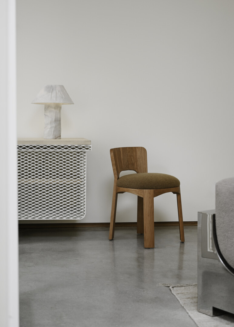 LATTEN STOOL