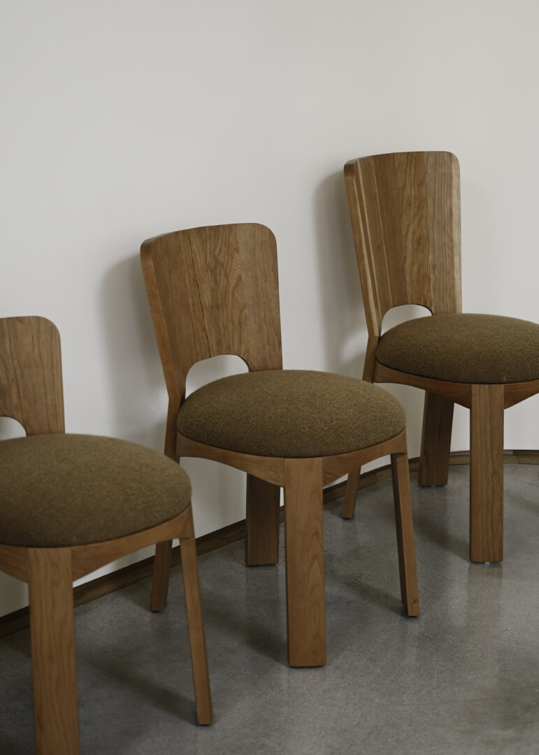 LATTEN STOOL