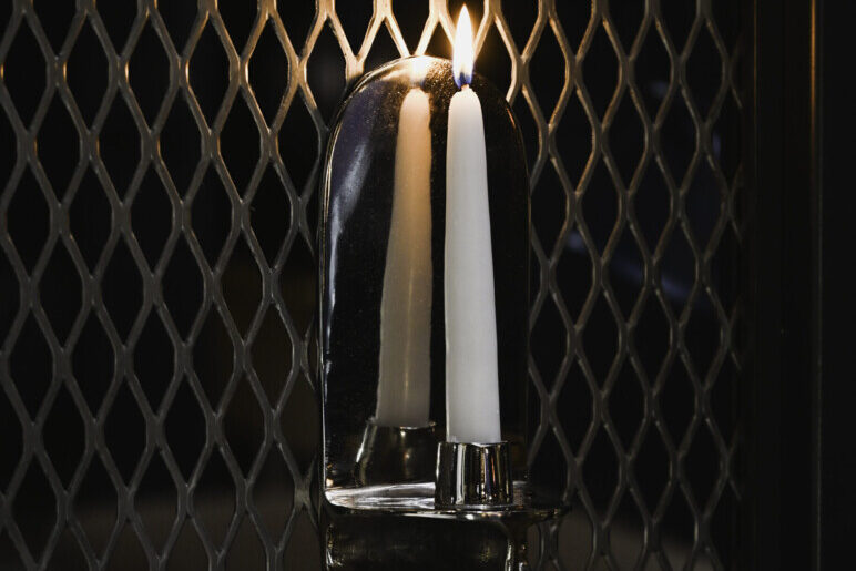 CANDLE HOLDER