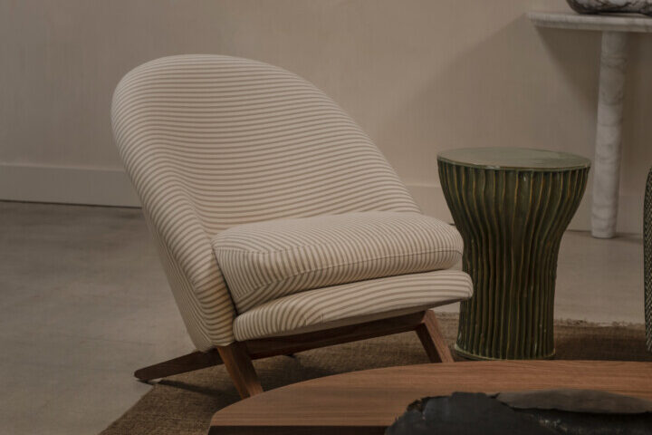T – CHAIR