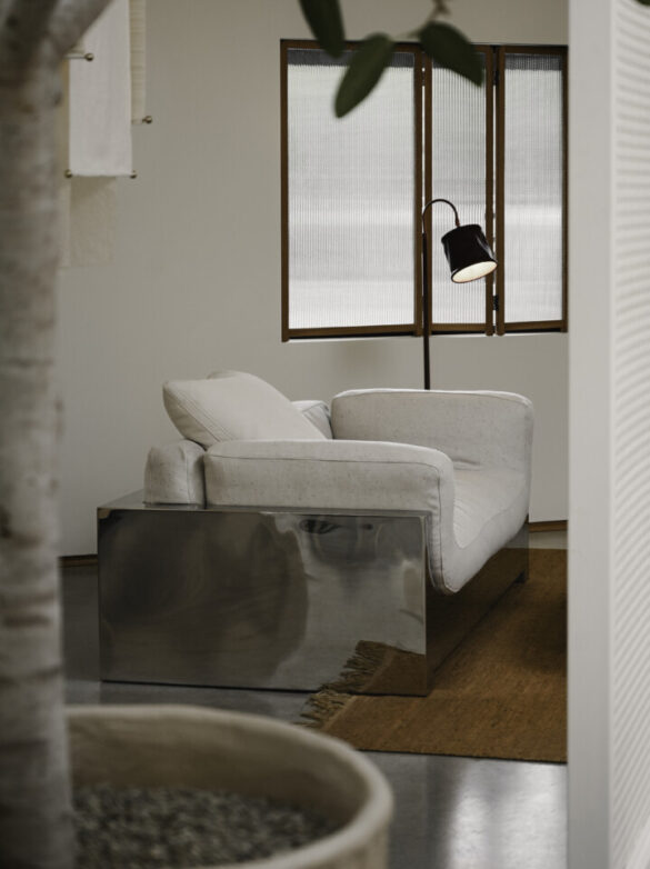 STAINLESS STEEL FRANCK LOVESEAT