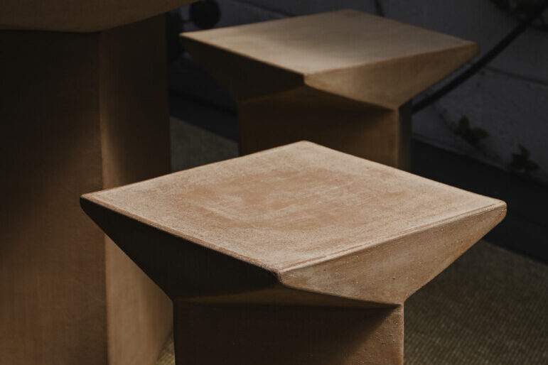 PITCHER TABLE + PITCHER STOOLS