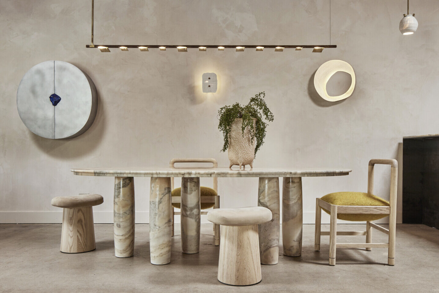 BAUME DINING TABLE – STONE