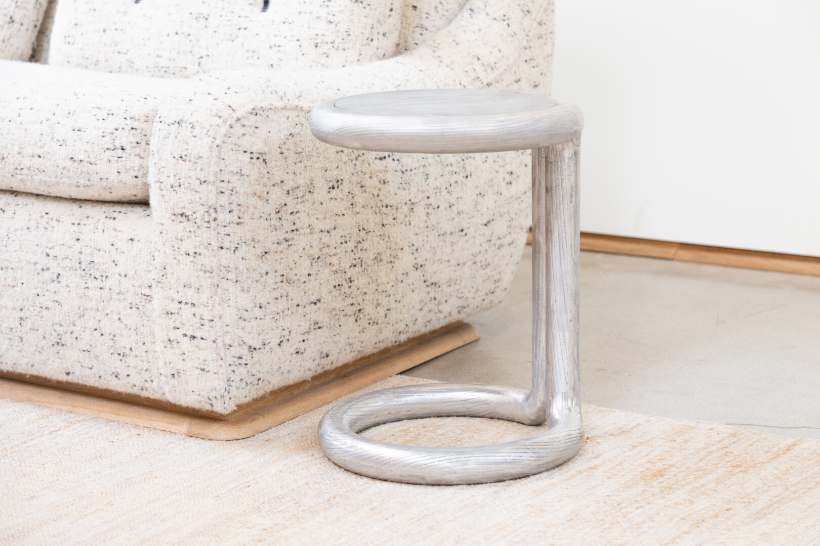 DUBEL SIDE TABLE CAST METAL