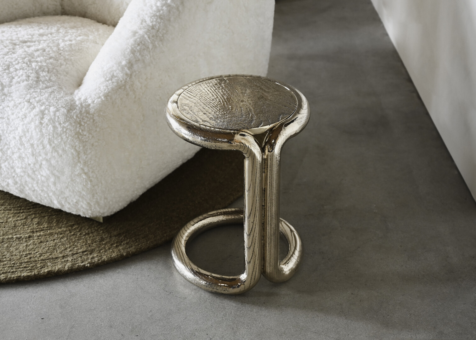 DUBEL SIDE TABLE CAST METAL