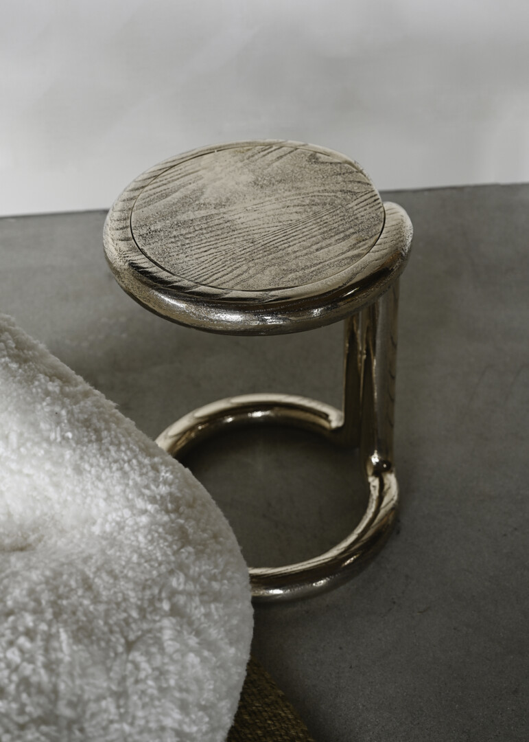 DUBEL SIDE TABLE CAST METAL