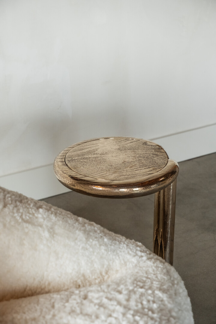 DUBEL SIDE TABLE CAST METAL