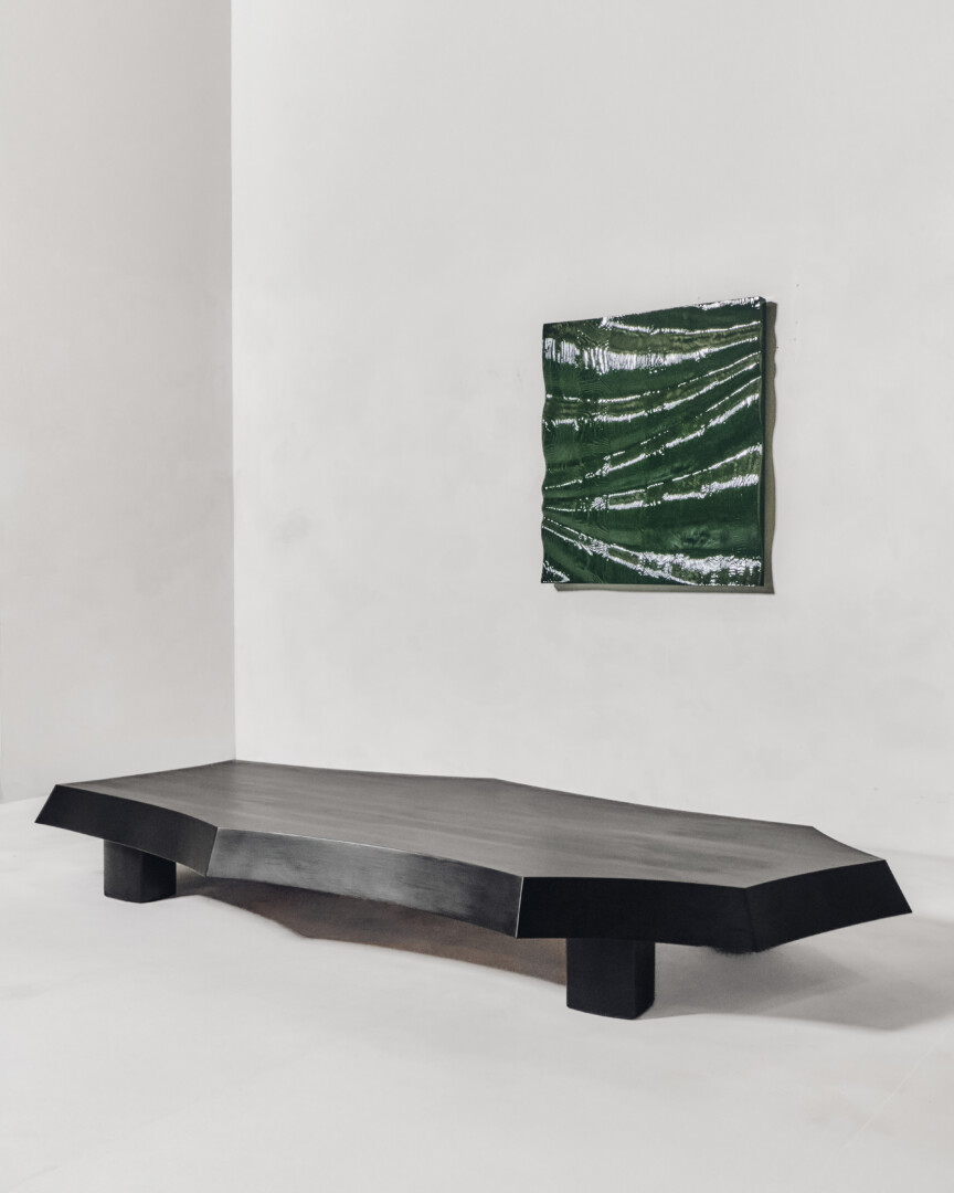 FREEE SHAPE COFFEE TABLE