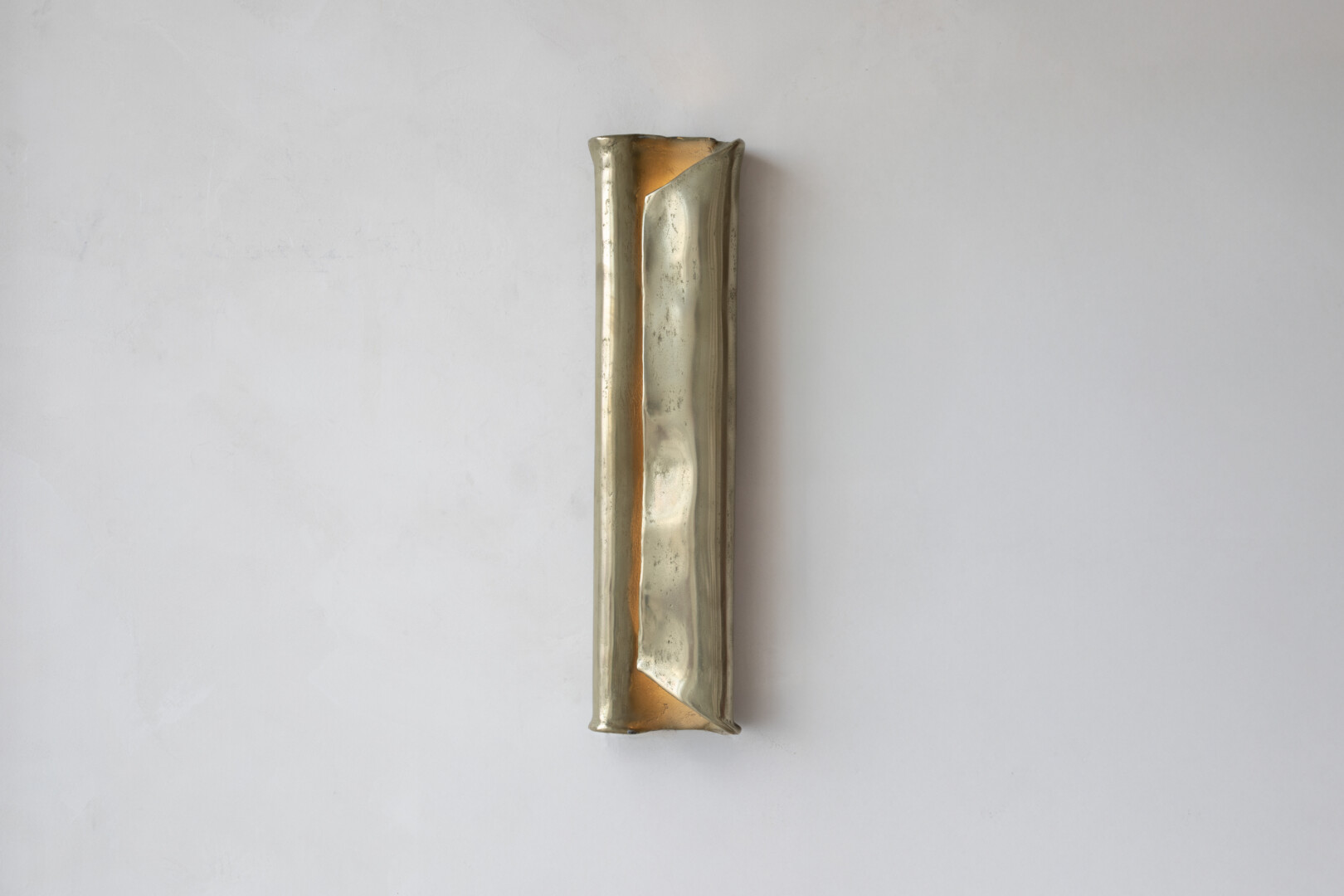EMBRACE SCONCE – MEDIUM