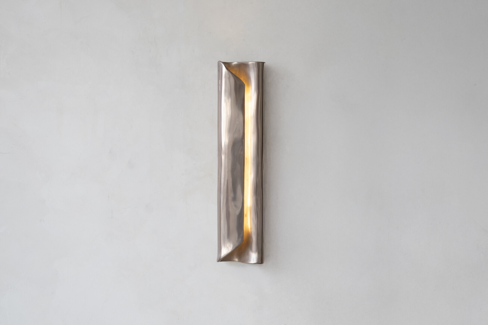 EMBRACE SCONCE – MEDIUM