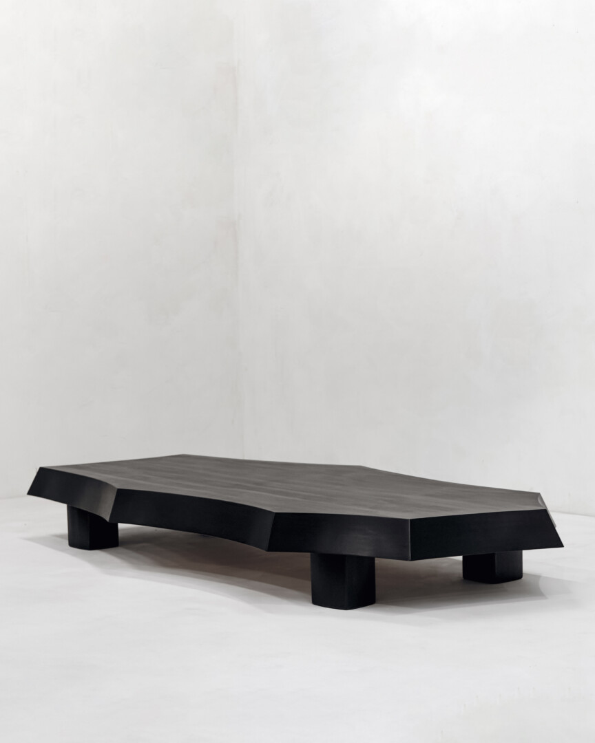 FREEE SHAPE COFFEE TABLE