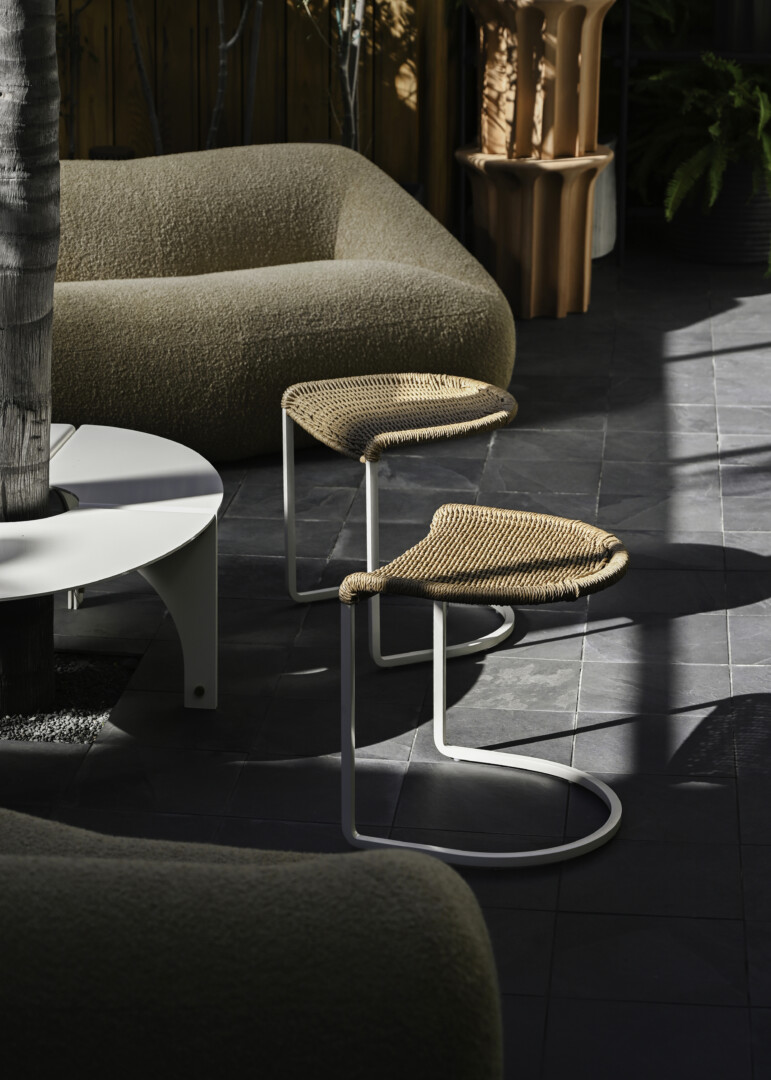 LEDER STOOL – OUTDOOR