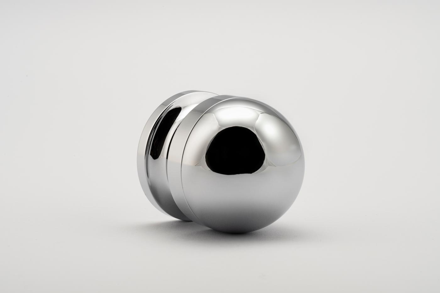 H02 – KNOB ON ROSE