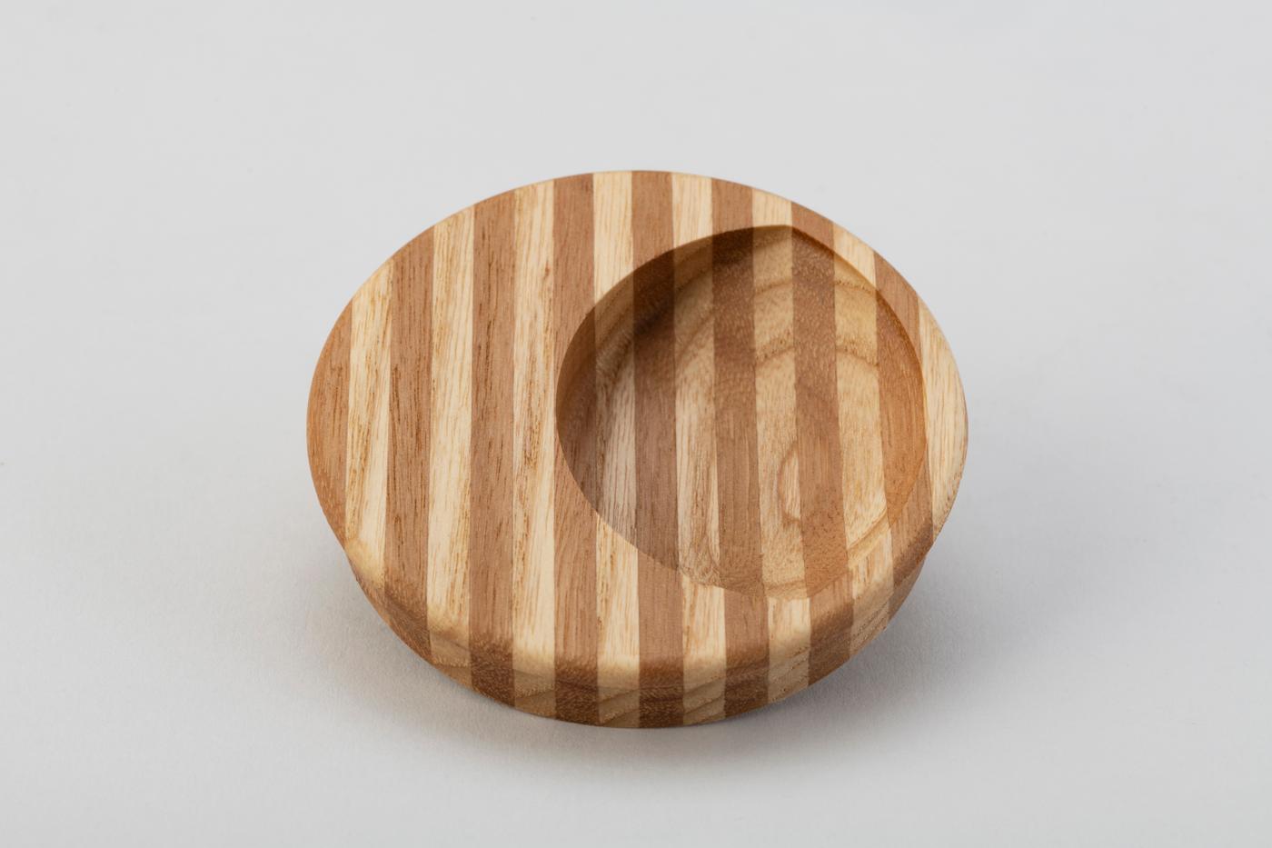 LUNACY SLIDING DOOR PULL