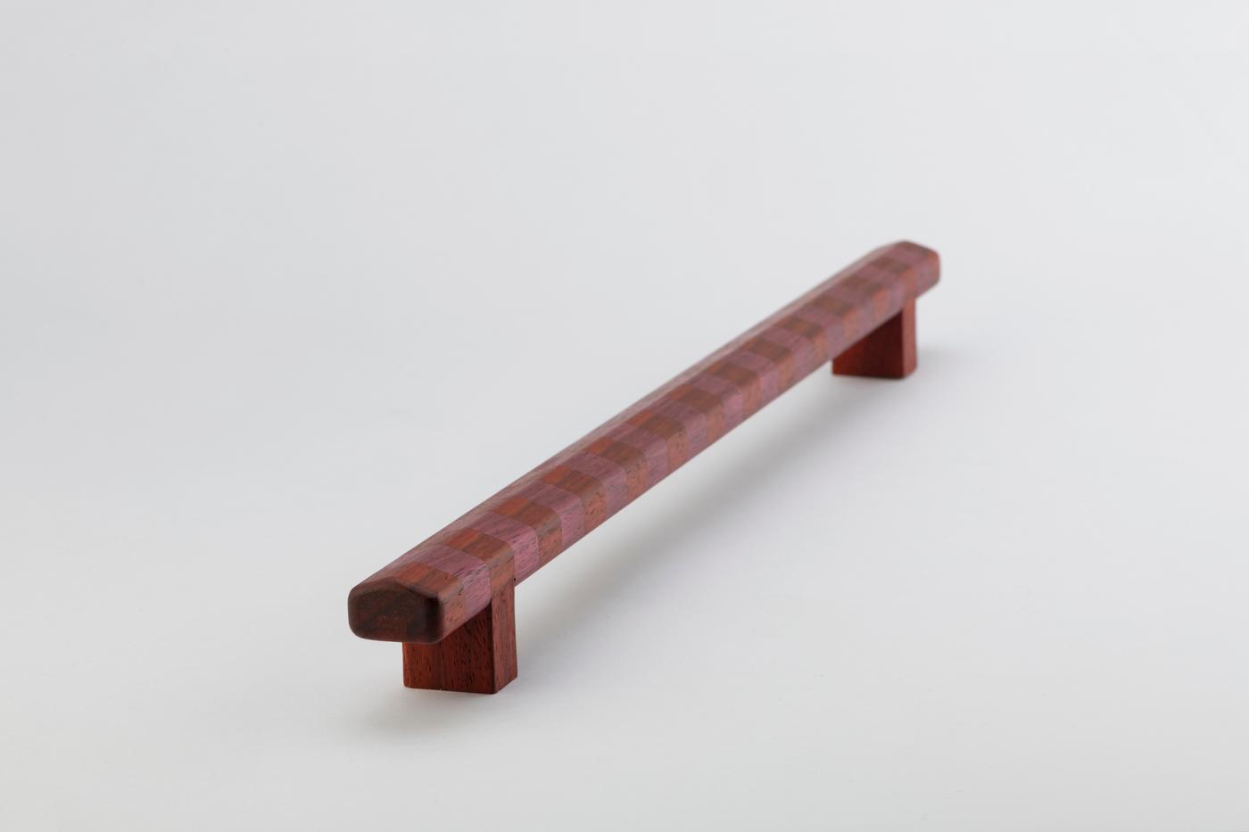 SENSIBLE STREAKER PULL HANDLE