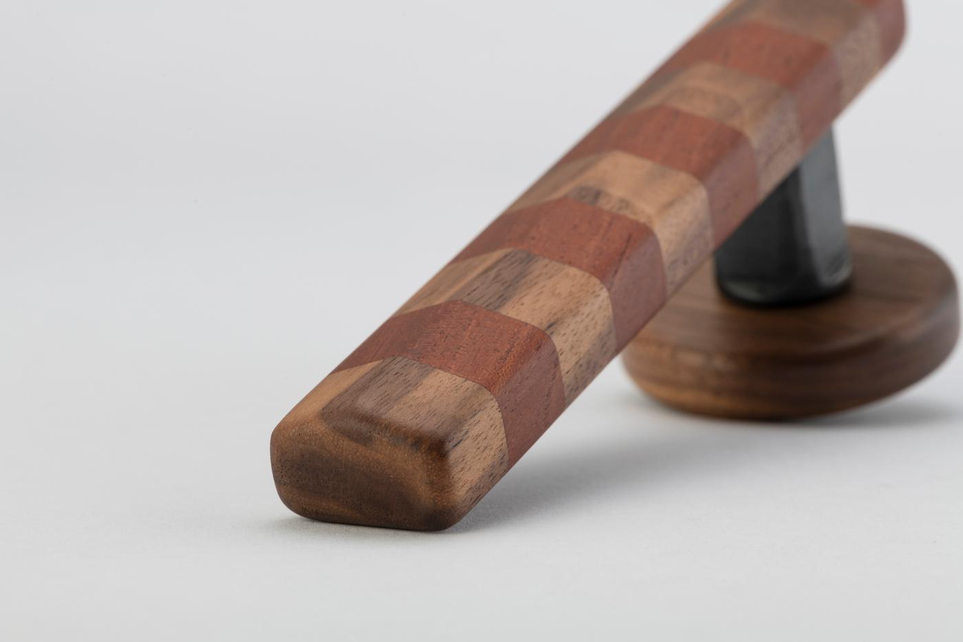 STRAIGHT STREAKER DOOR LEVER