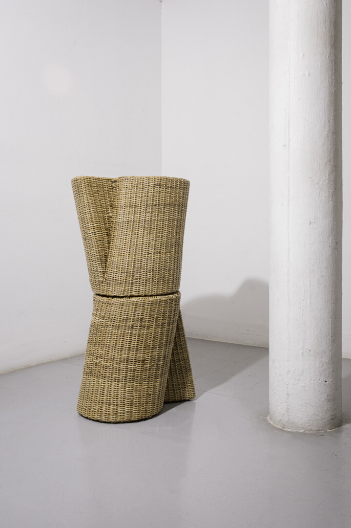IBUJU SIDE TABLE 01