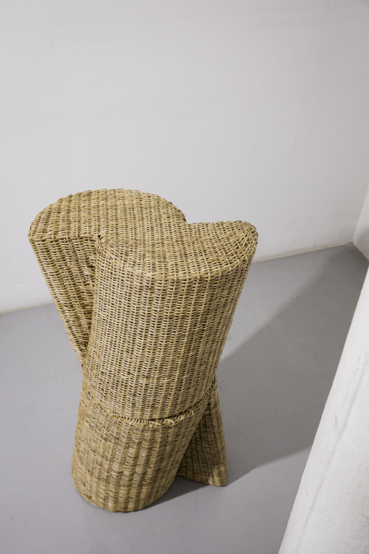 IBUJU SIDE TABLE 01