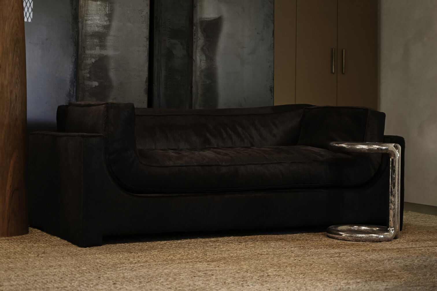 FULLY UPHOLSTERED FRANCK SOFA