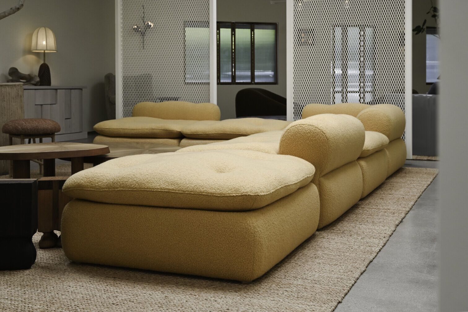 ROLLEN SECTIONAL