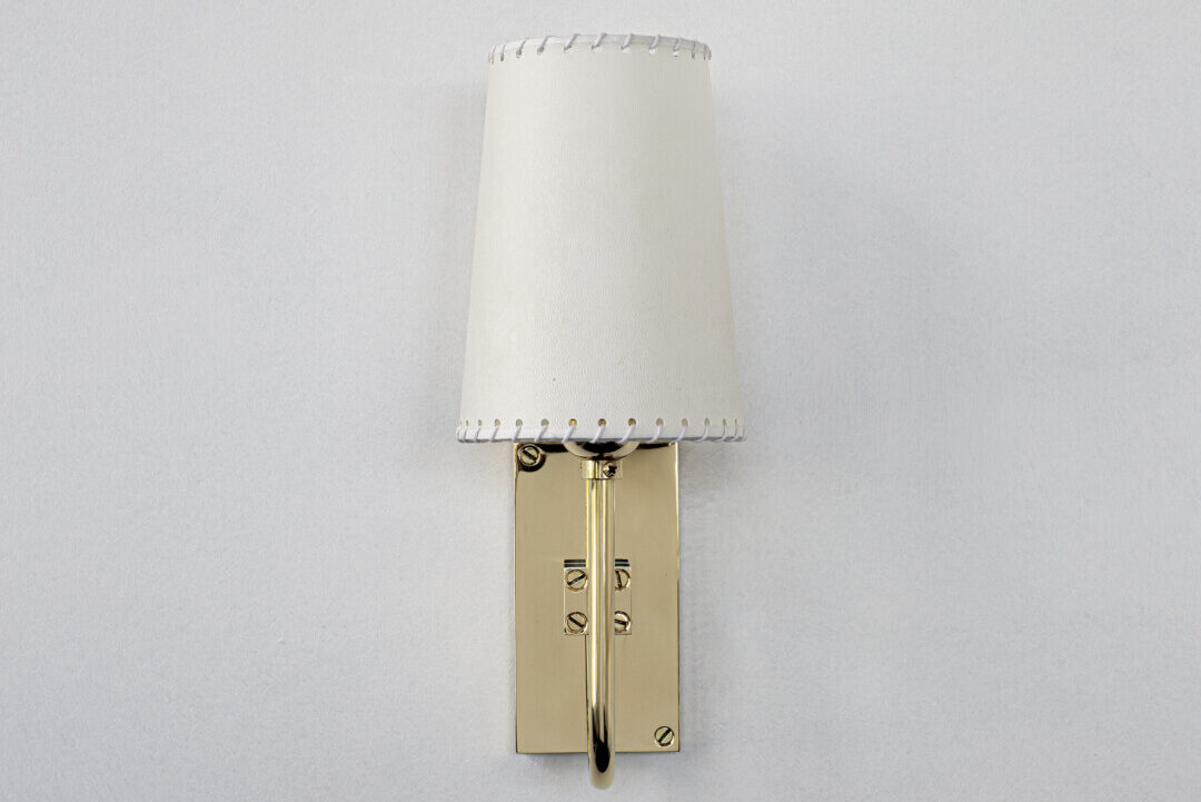SERIES 01 MINI UPRIGHT SCONCE
