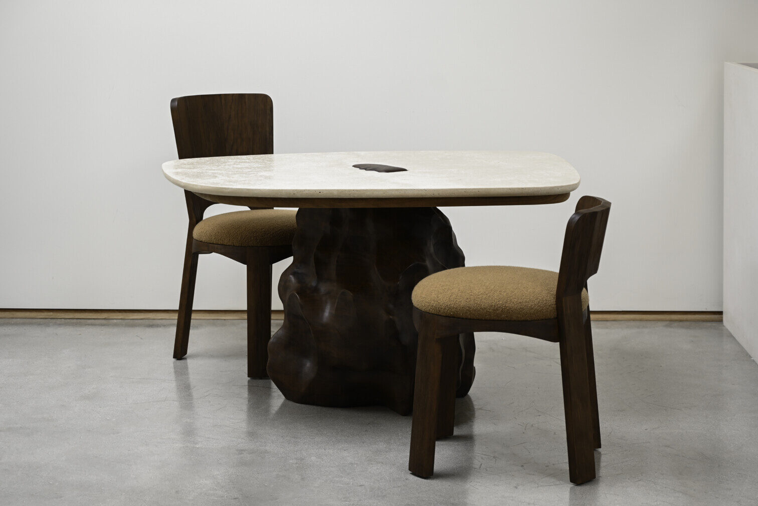 FELSEN DINING TABLE WOOD – SINGLE BOULDER