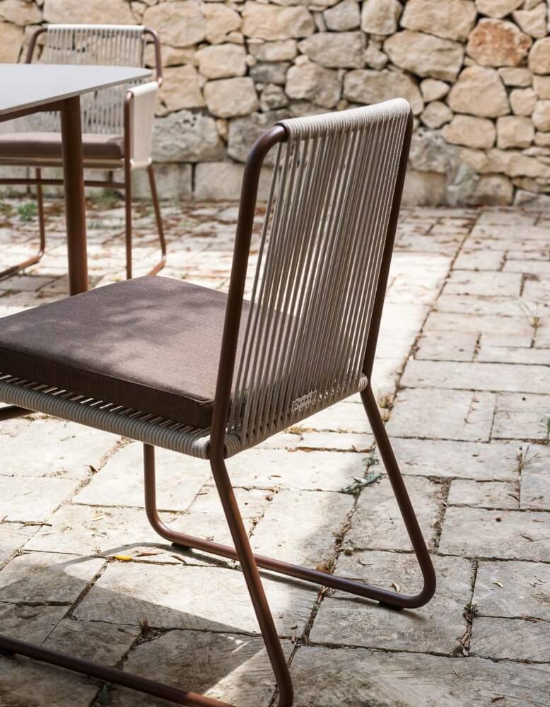 HARP 349 CHAIR