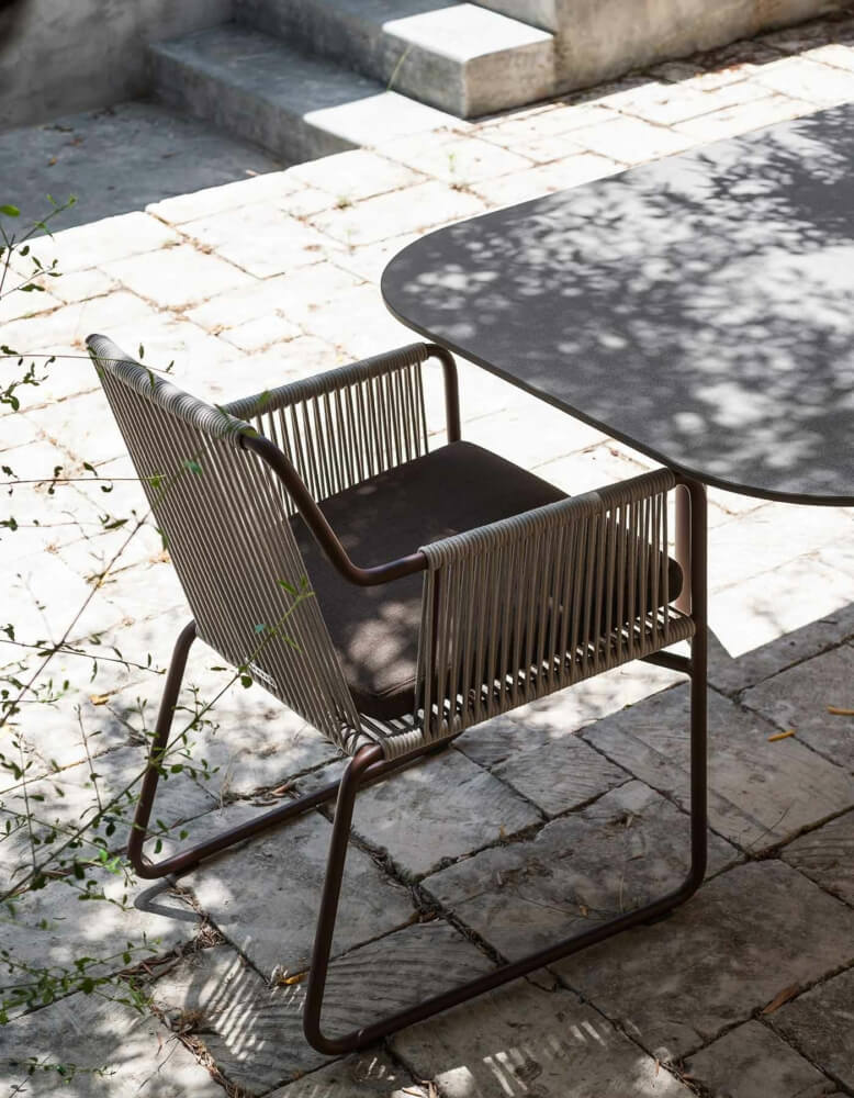 HARP 359 ARMCHAIR